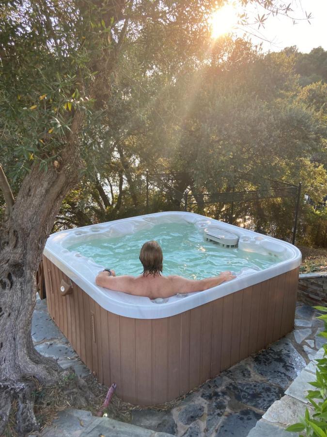 Bed and Breakfast Montes De Charme Avis Esterno foto