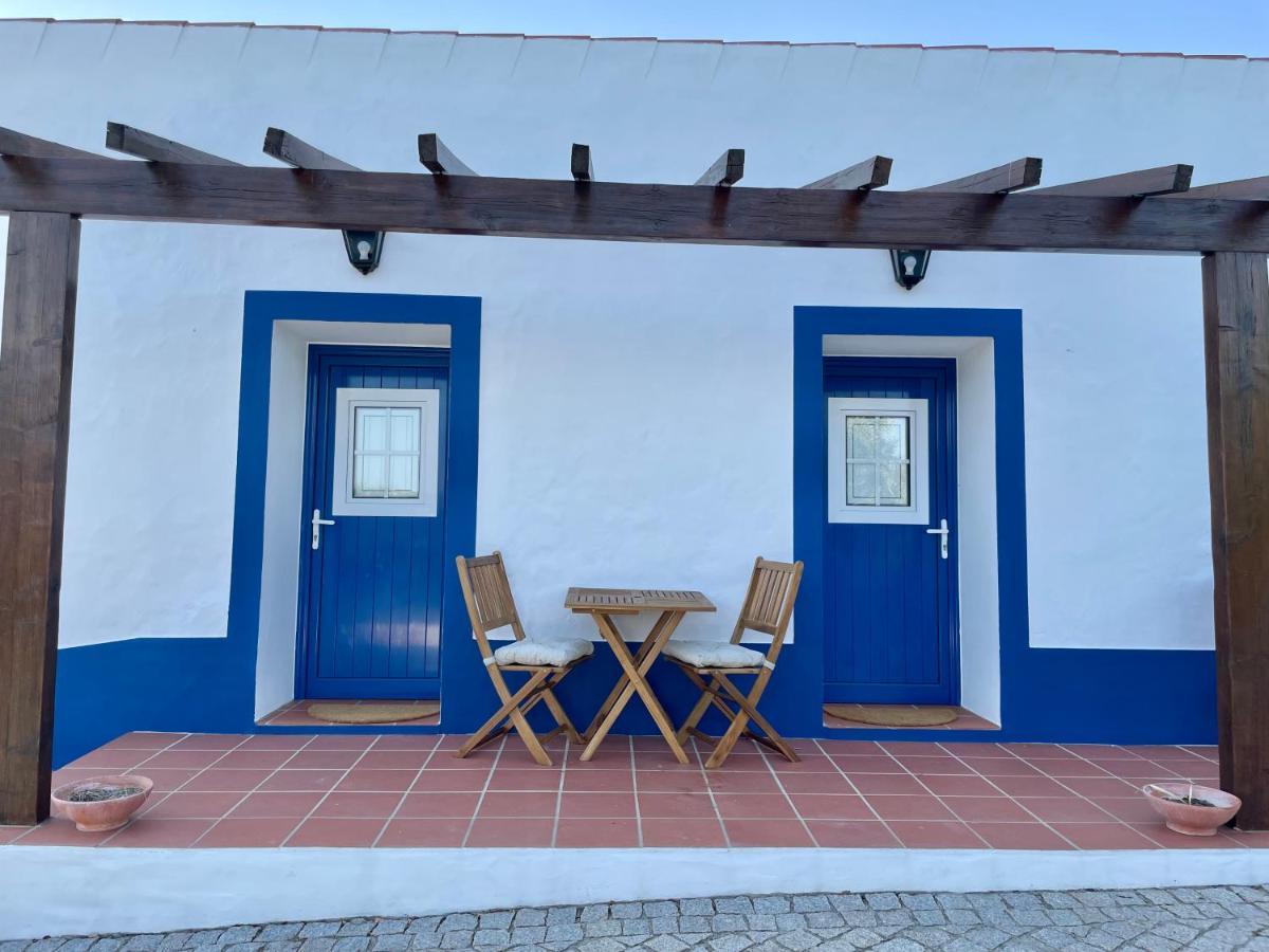 Bed and Breakfast Montes De Charme Avis Esterno foto