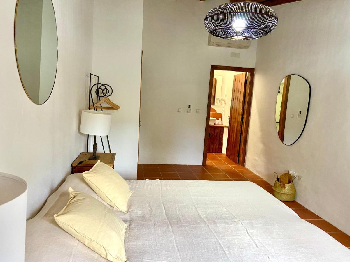 Bed and Breakfast Montes De Charme Avis Esterno foto